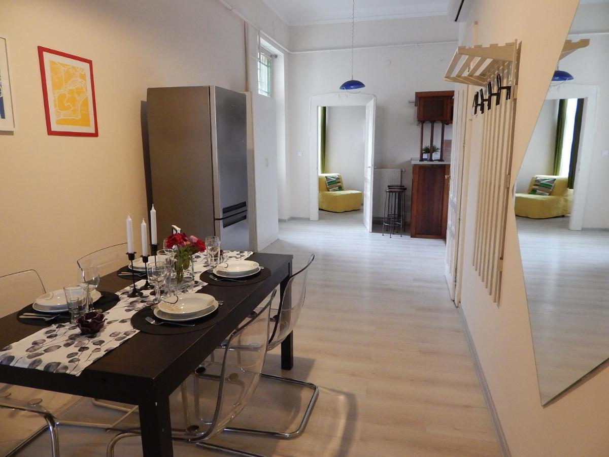 Budapesteasyflat Wesselenyi Luaran gambar