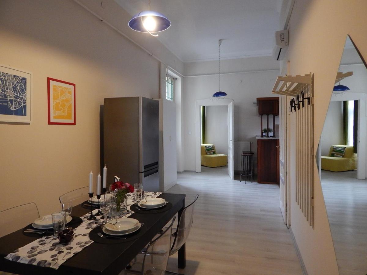 Budapesteasyflat Wesselenyi Luaran gambar