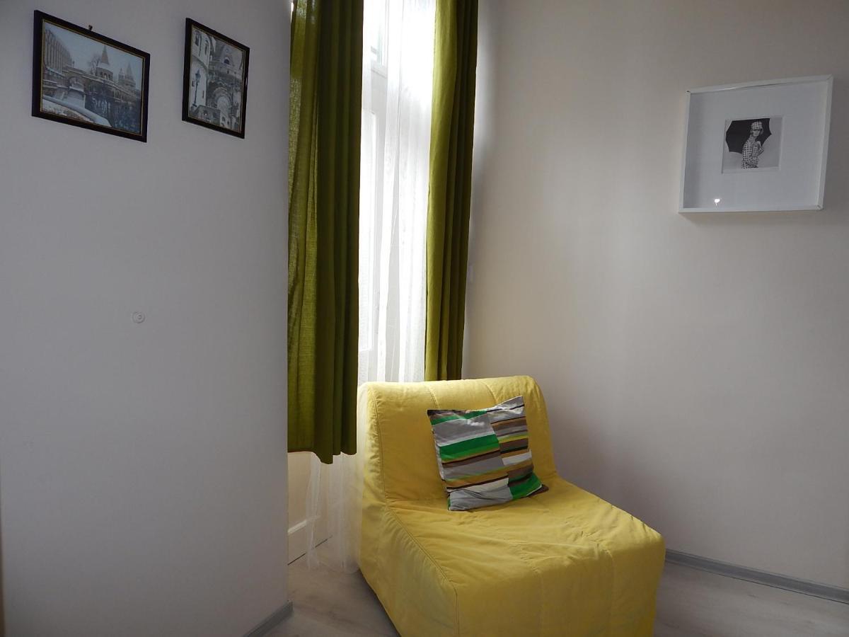 Budapesteasyflat Wesselenyi Luaran gambar