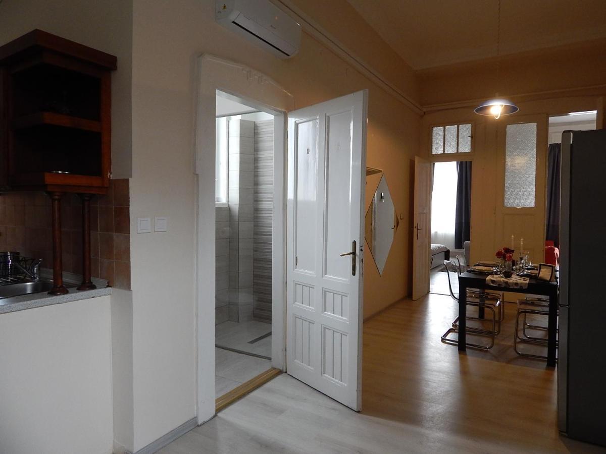 Budapesteasyflat Wesselenyi Luaran gambar